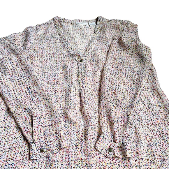 Liz Claiborne Women’s Size S Blouse Multicolor Long Sleeve V Neck Polyester - Picture 2 of 10